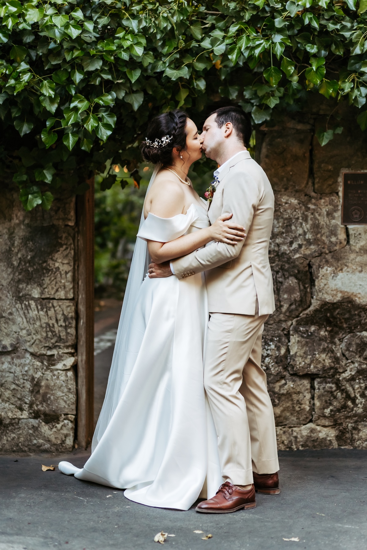 Couple's portraits at the Sawmill landmark at Saratoga Springs California.